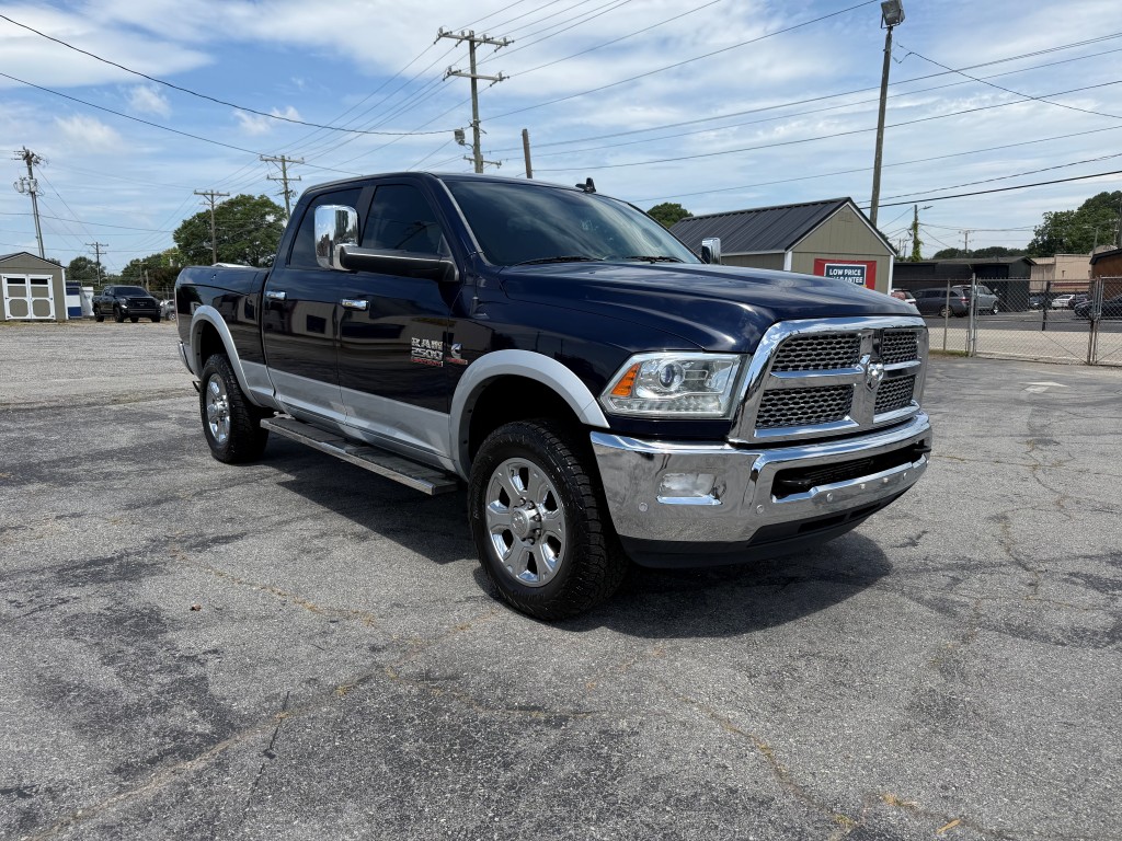 2016 RAM 2500 Laramie 4X4 Crew Cab SWB's photo